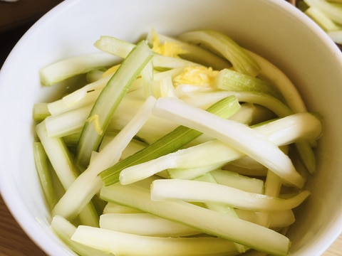 こども大好き セロリの蜂蜜レモンマリネ レシピ 作り方 By ぽちずし 楽天レシピ こども大好き セロリの蜂蜜レモンマリネ レシピ 作り方 By ぽちずし 楽天レシピ